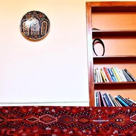 ベッド・アンド・ブレックファスト Odyssey *